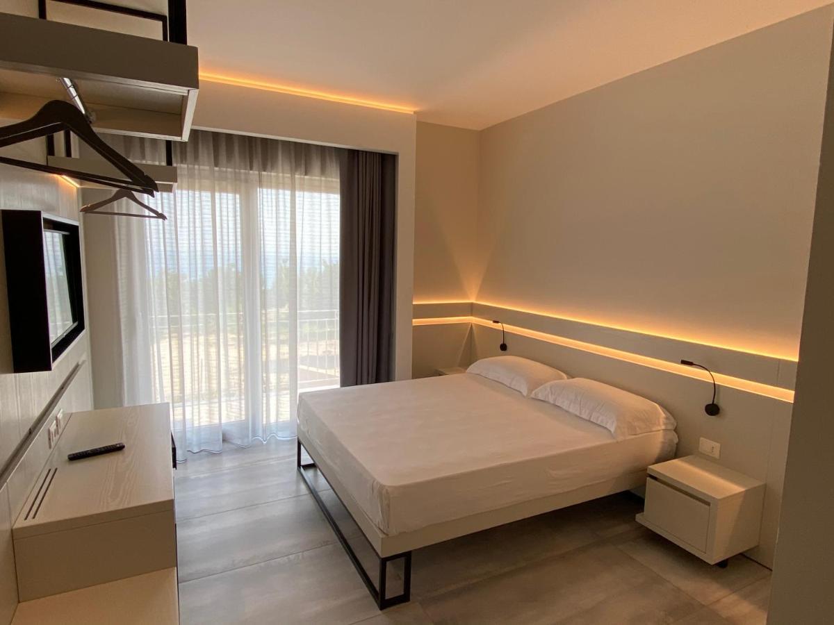 Gabriel Holidays Tropea Exterior foto